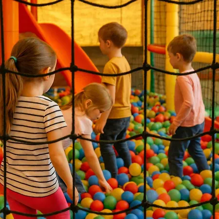 Orman Evi Fala Dąbki